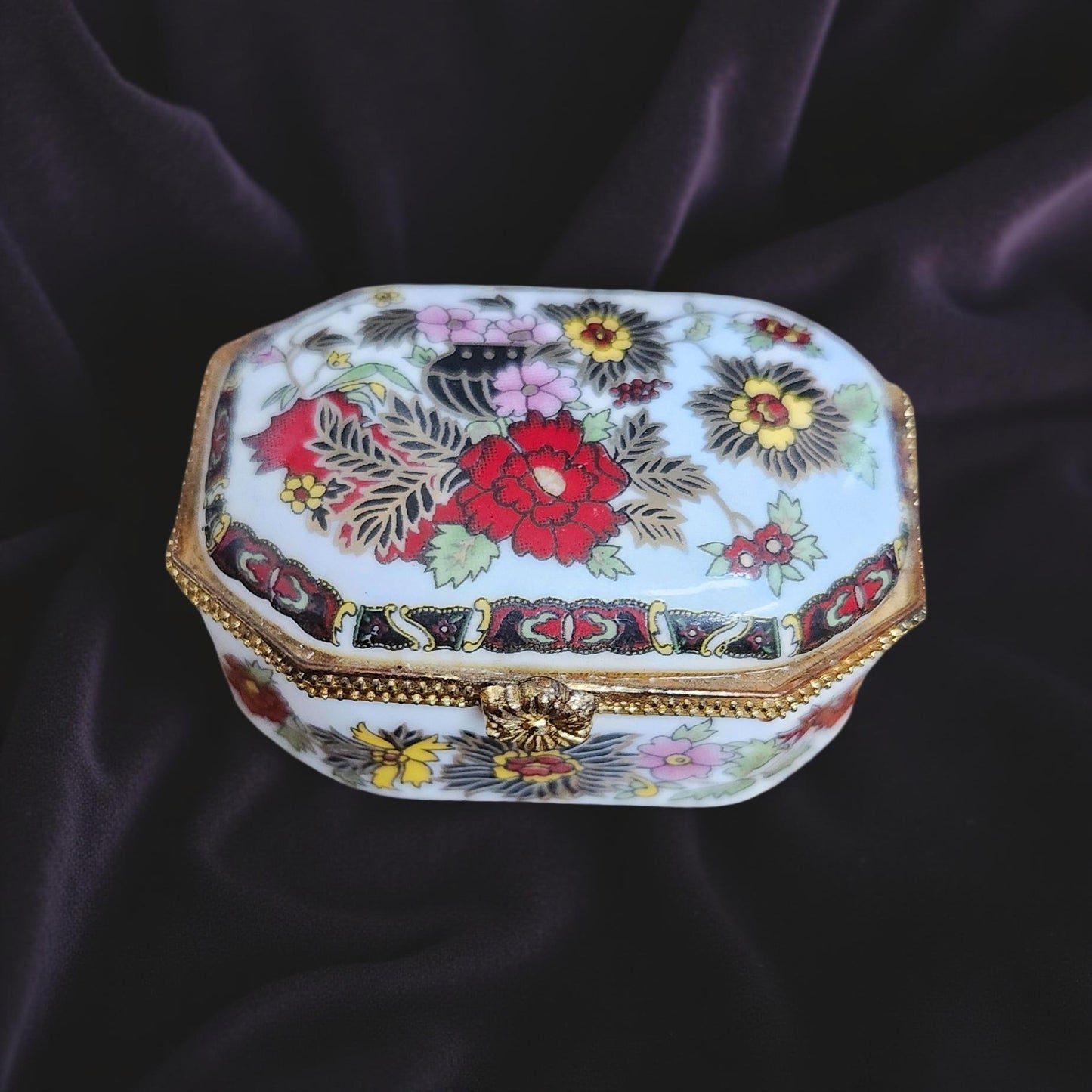 Vintage Multicolor Limoges Style Hand‑Painted Oriental Trinket Box