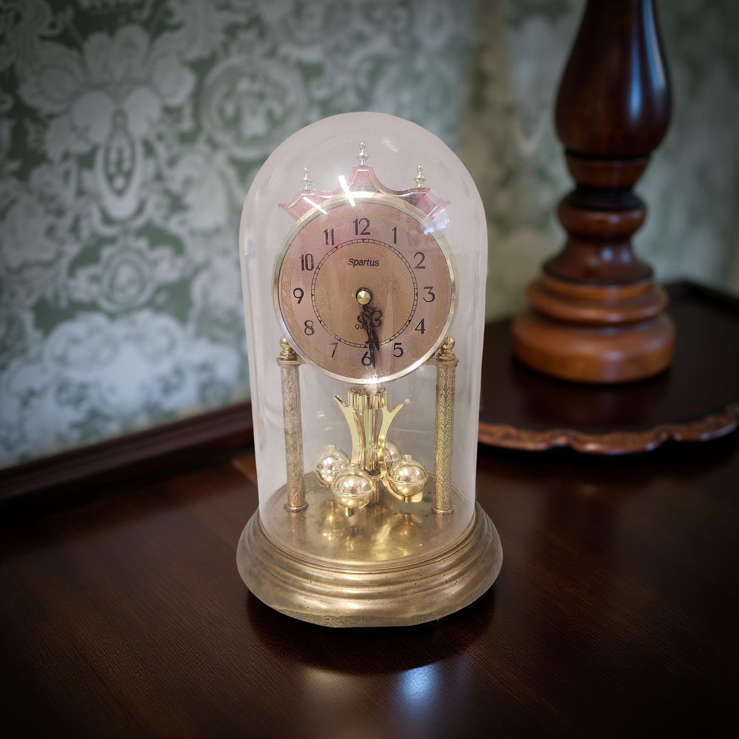 Spartus 6" Round Mantel Clock