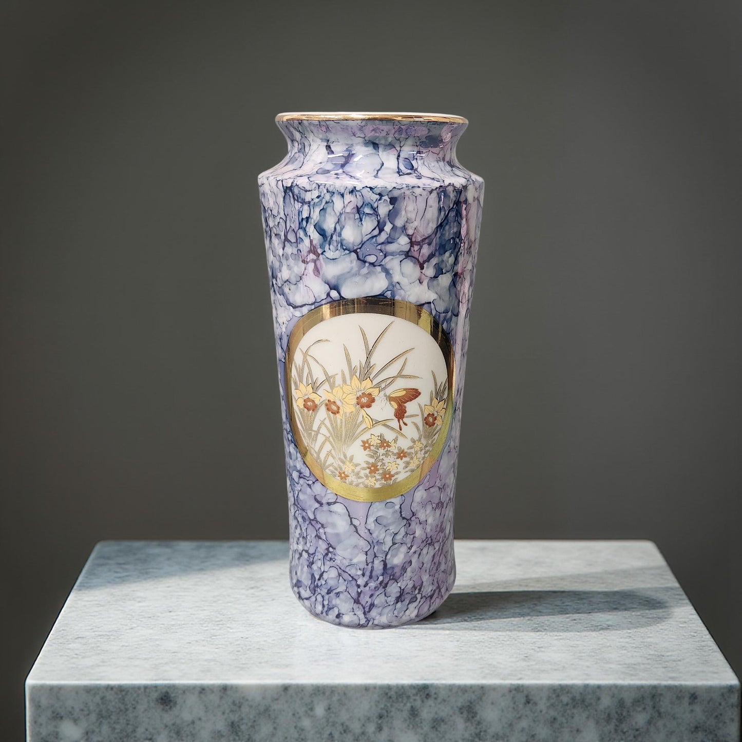 The Art of Chōkin Vase