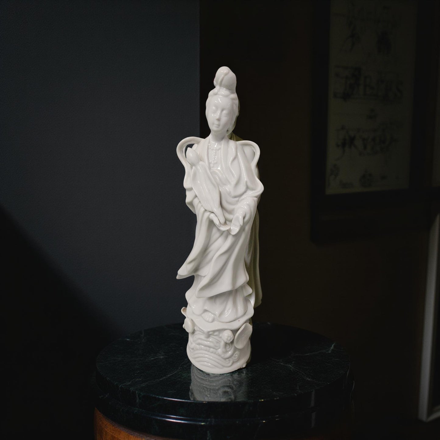 Large White Porcelain Guanyin (Kwan Yin) Statue