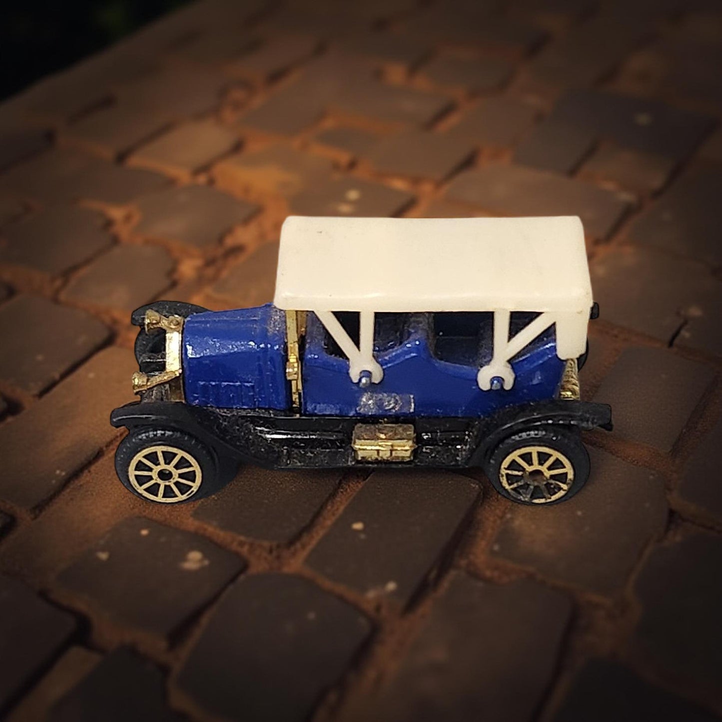 1910s Vintage Classic Model Car